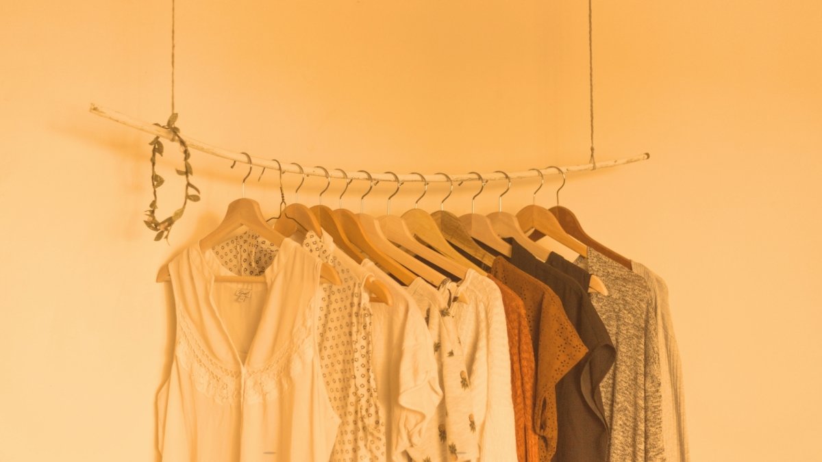 A minimal closet - less is more - effective ways to simplify life