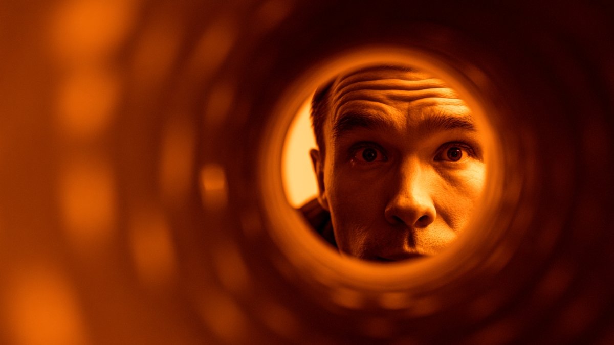  Stay Focused Quotes for Productivity and Growth